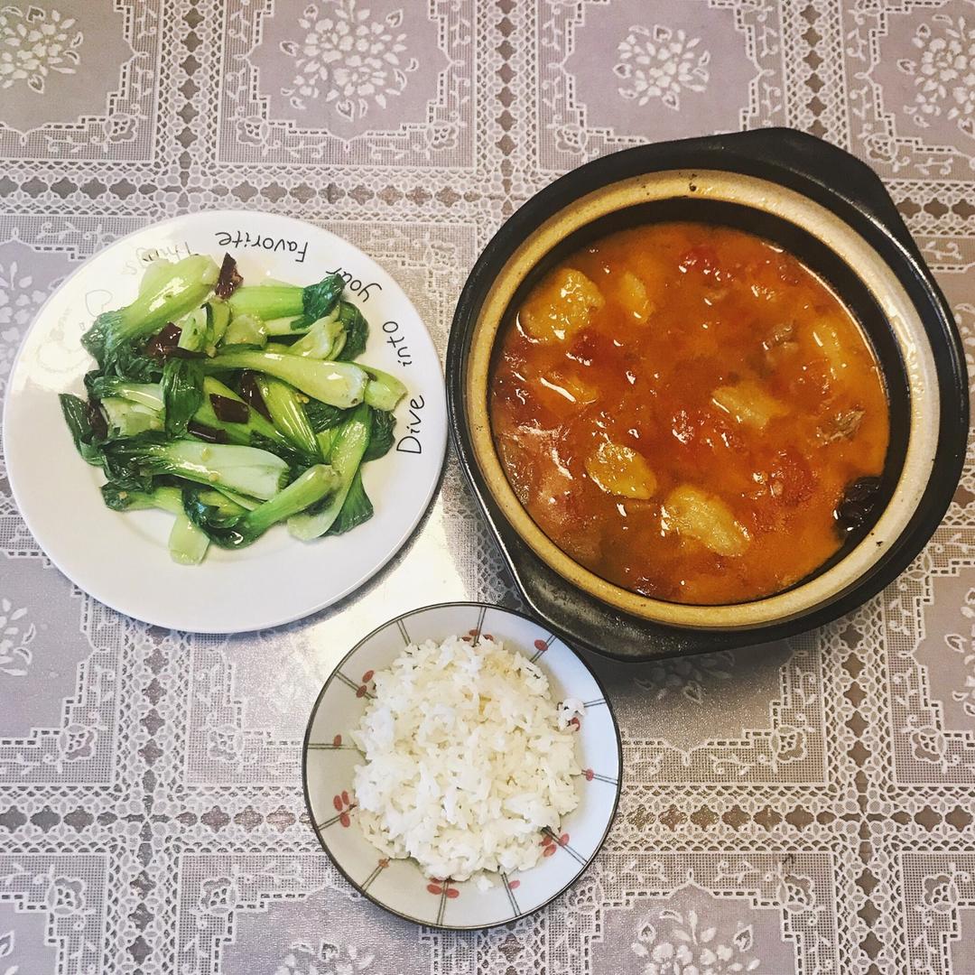 【番茄土豆炖牛腩】