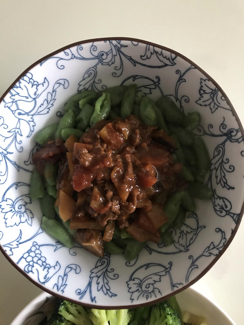 香菇牛肉炸酱面