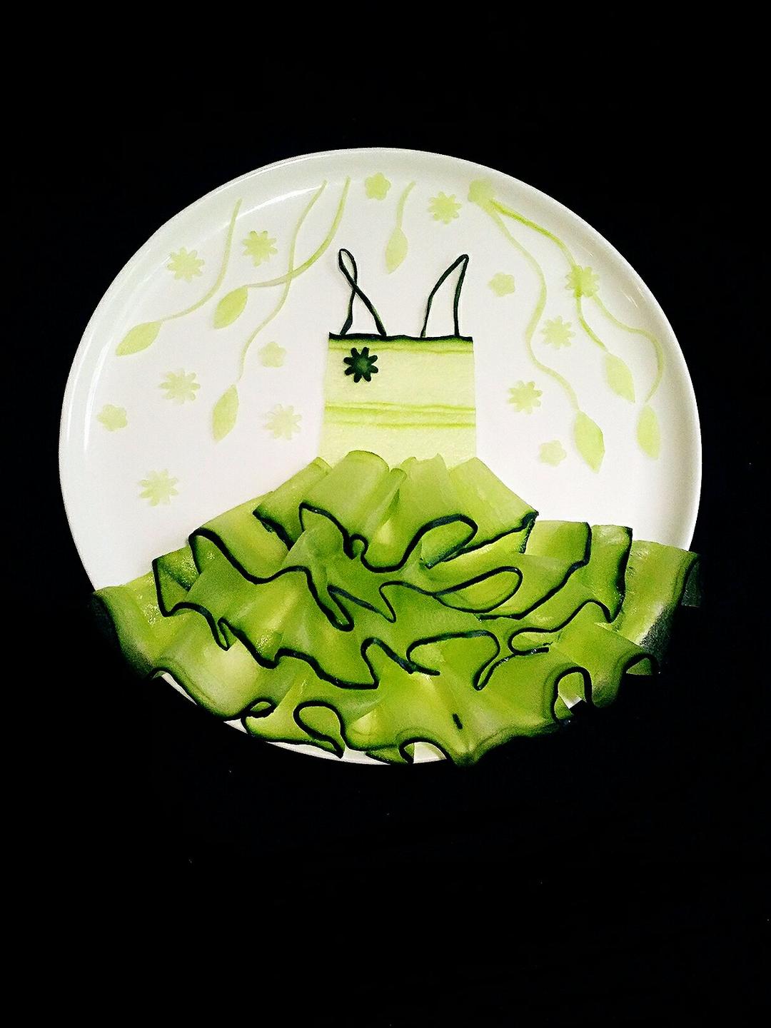 洳家花仙子做的创意黄瓜盘饰摆盘拼盘有小裙子