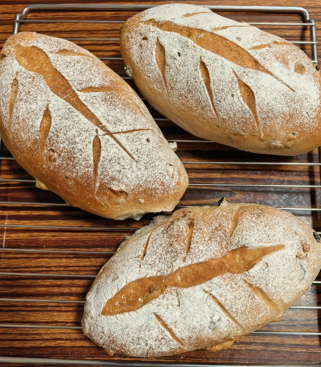 全麦蔓越莓核桃软欧包