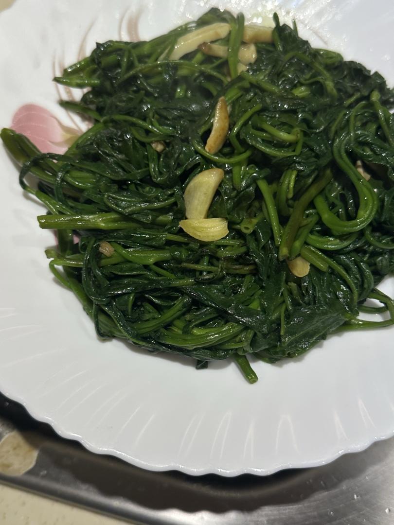清炒空心菜