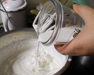 脆皮奥利奥奶油雪糕（无蛋版）的做法 步骤3