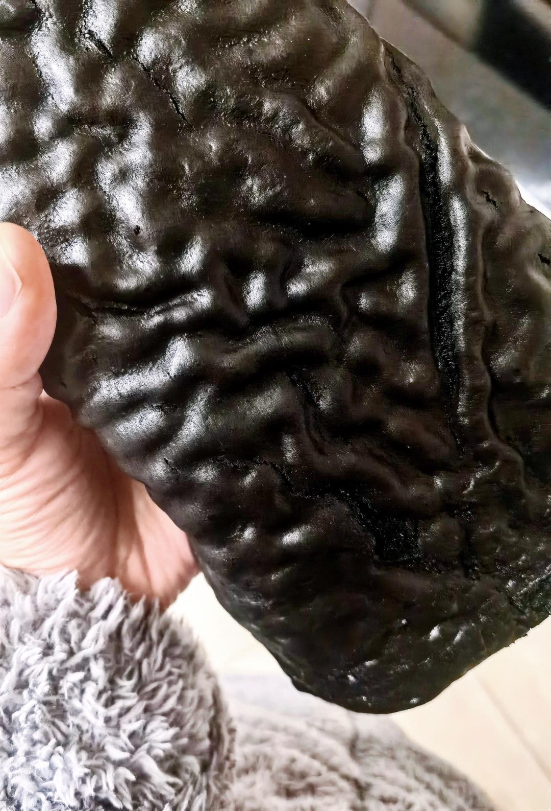 玩点高级的！黑虎皮奥利奥蛋糕卷！