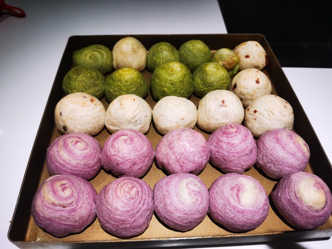 蛋黄酥~紫薯、抹茶、原味~花好月圆，中秋快乐~内附一次做六色蛋黄酥方法~