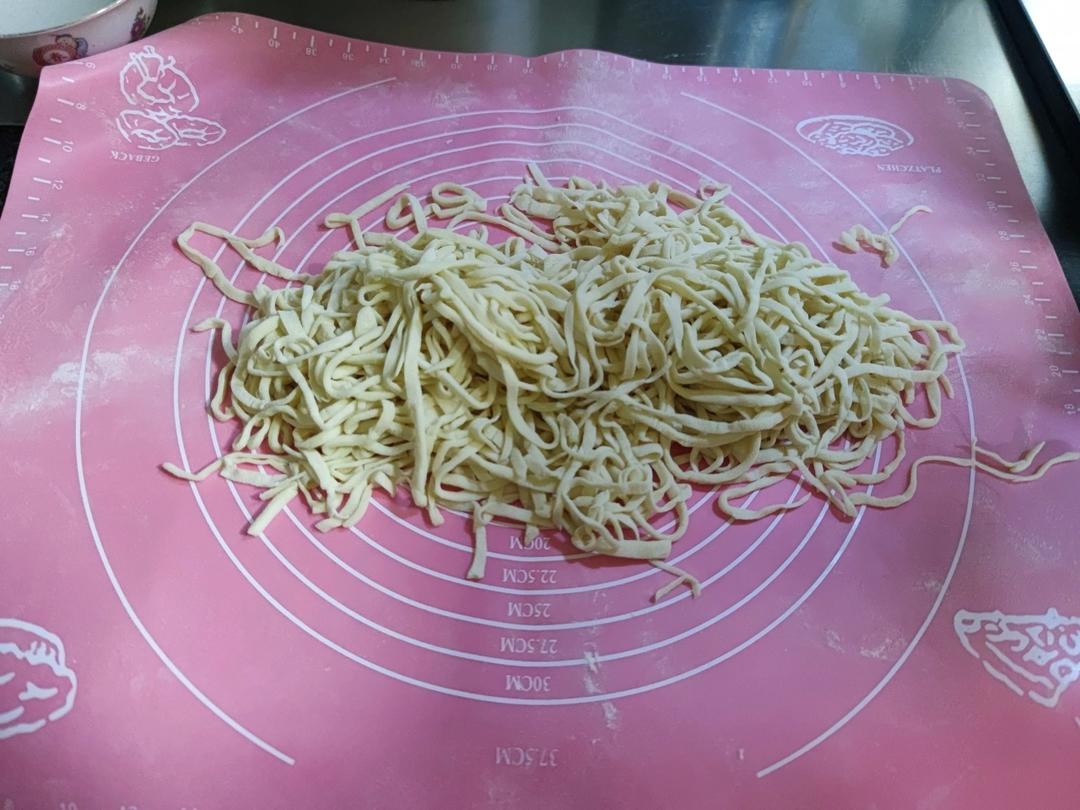 手工擀面条（新手必备）