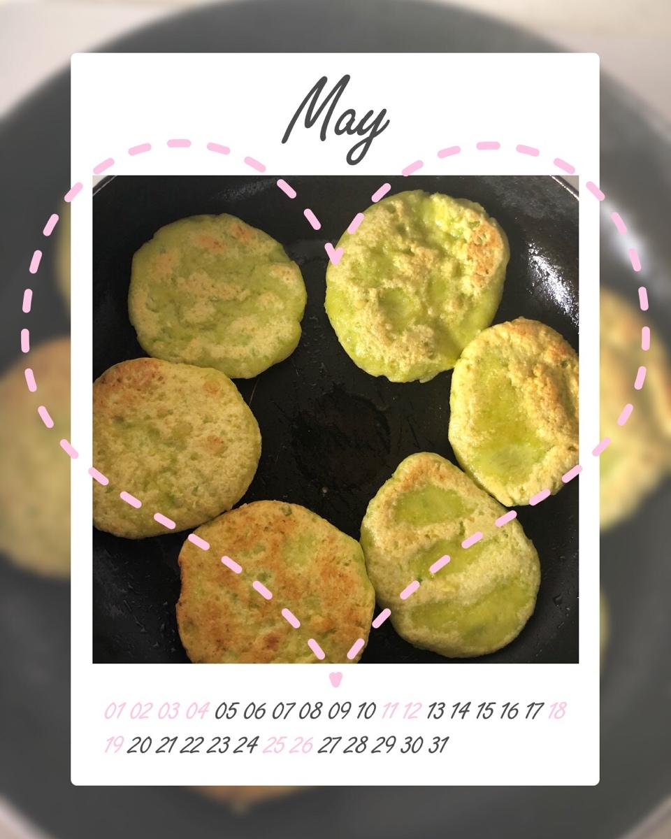 鲜蚕豆粑粑