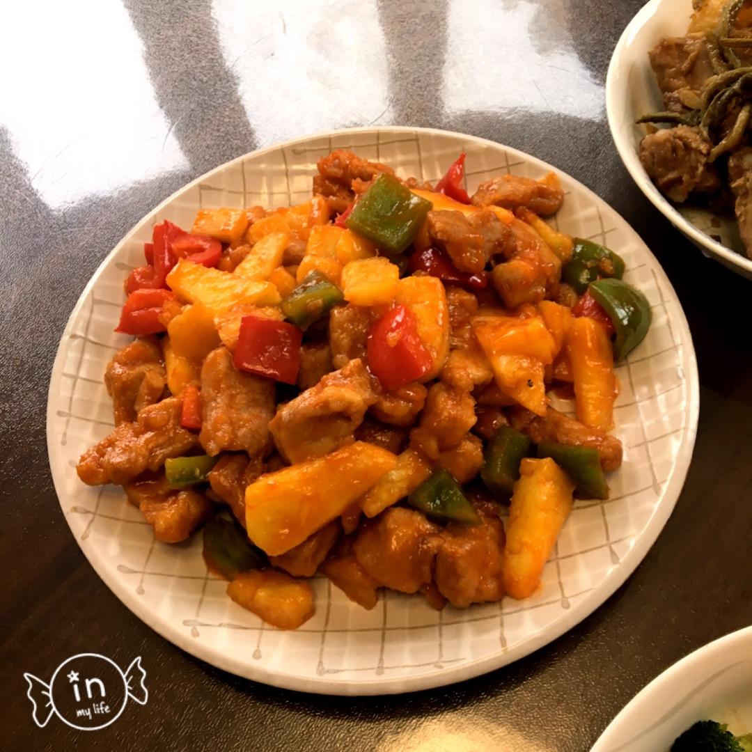 菠萝咕噜肉