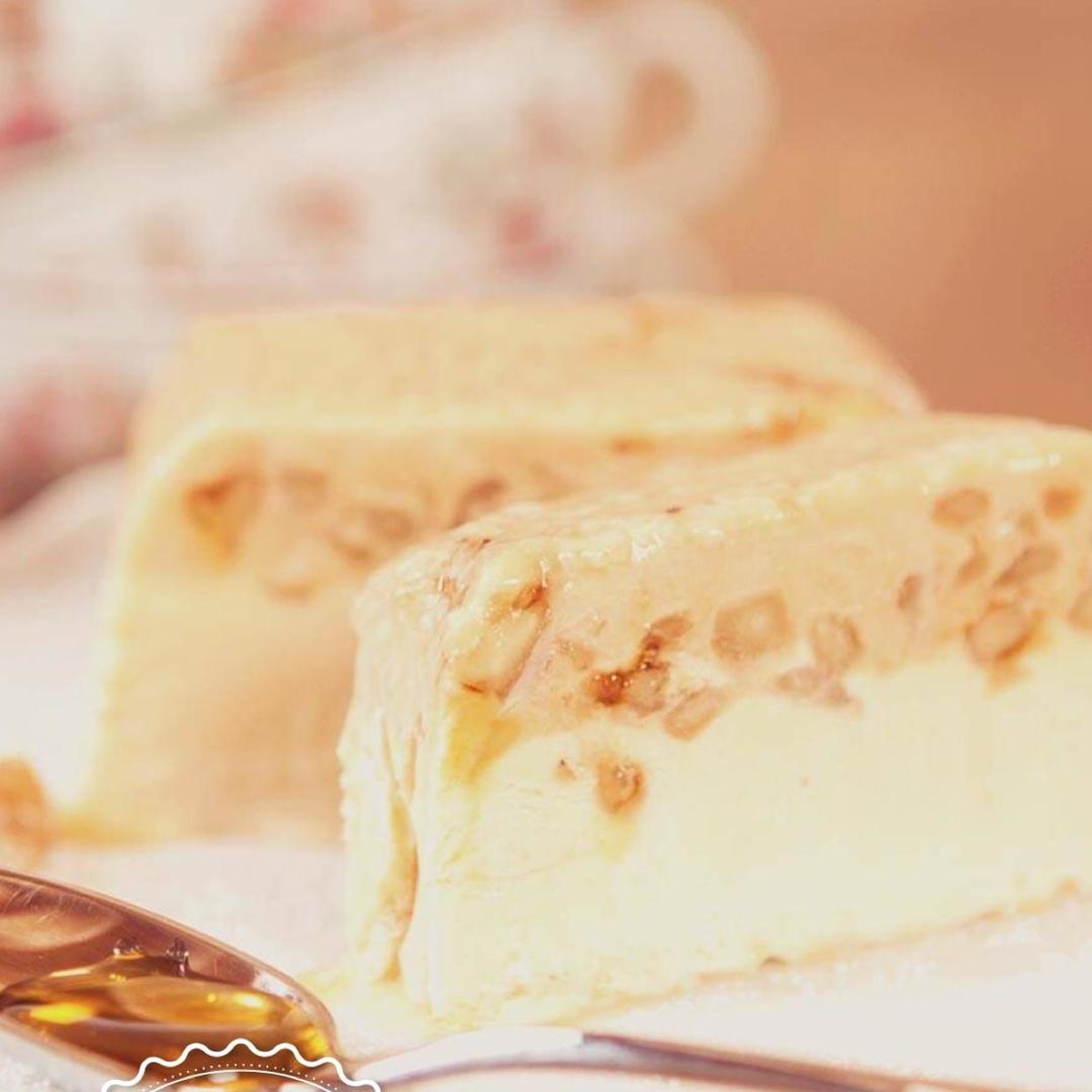 【Kitchen Stories】软滑核桃冻糕(Walnut Semifreddo)的做法