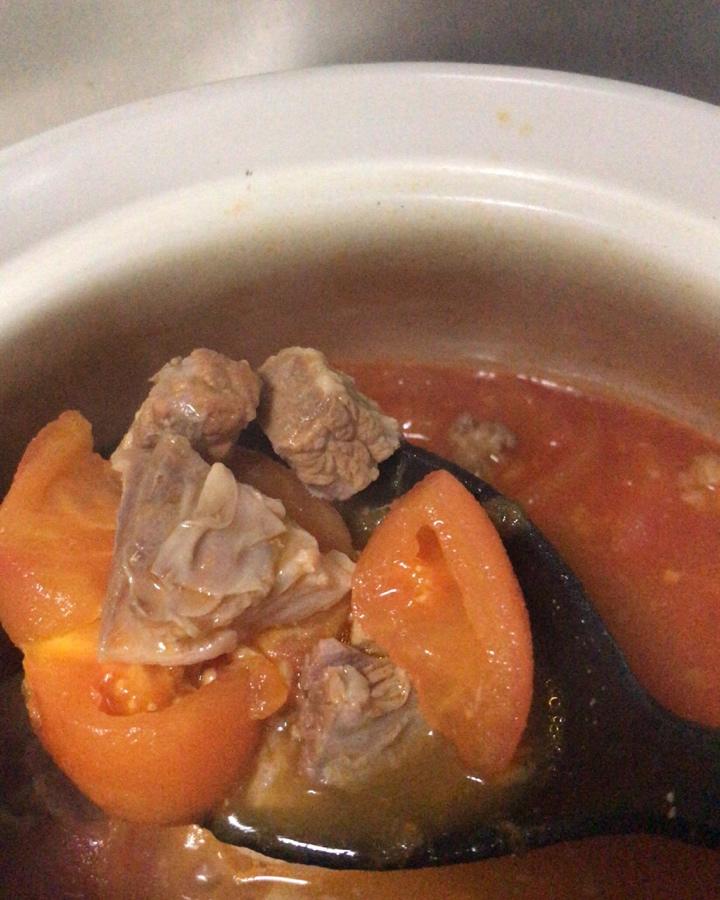 老丁的私房菜-番茄牛腩煲