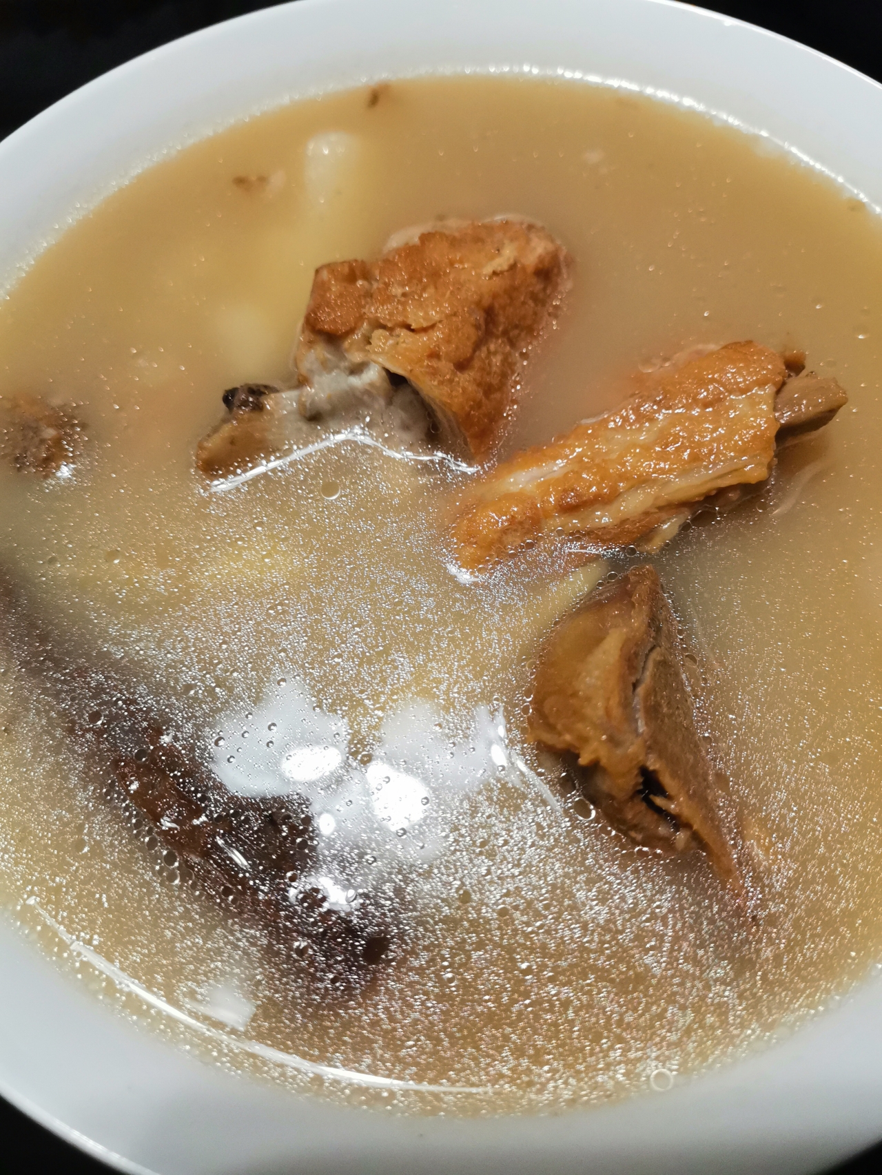 羊肚菌山药排骨汤的做法