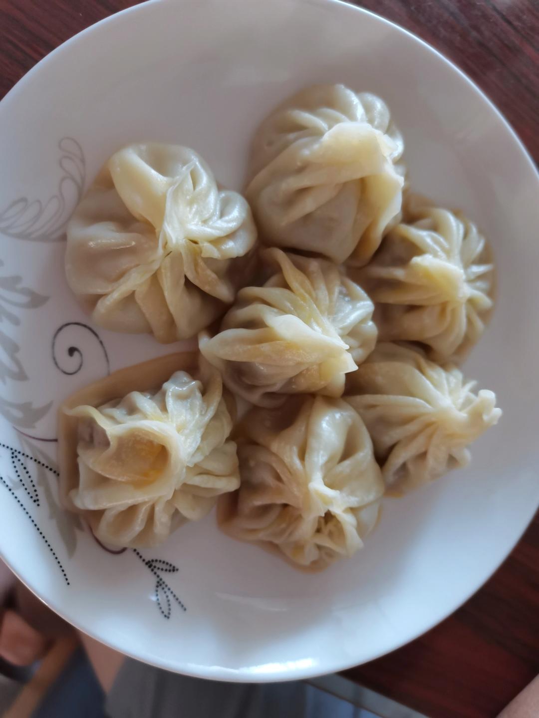 超简易饺子皮灌汤包