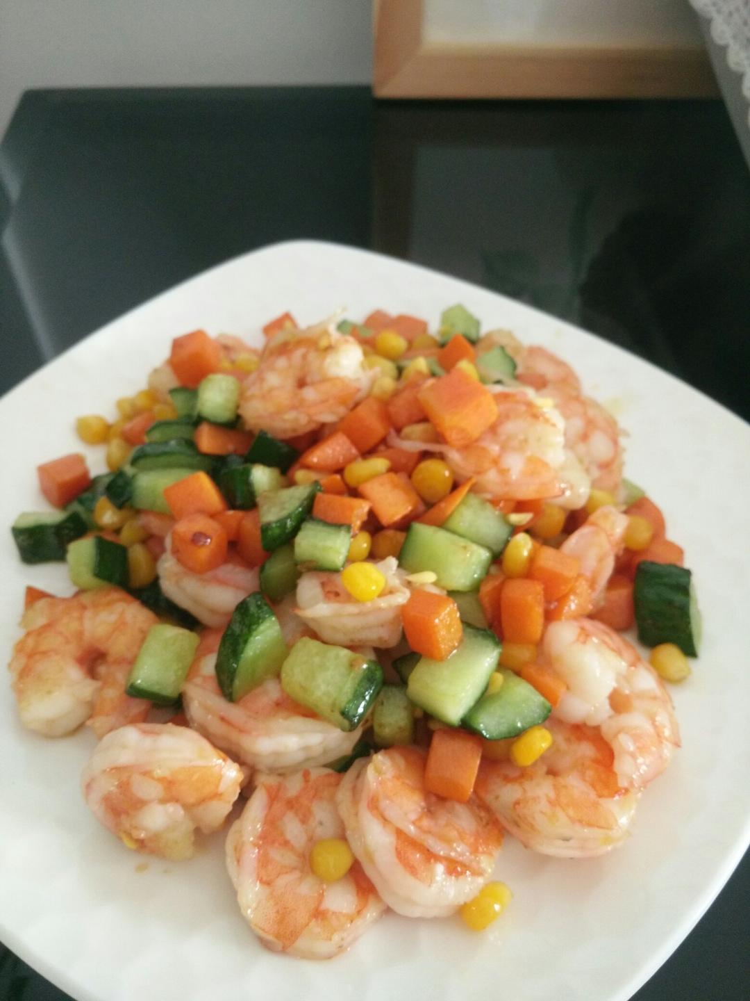 三色炒虾仁