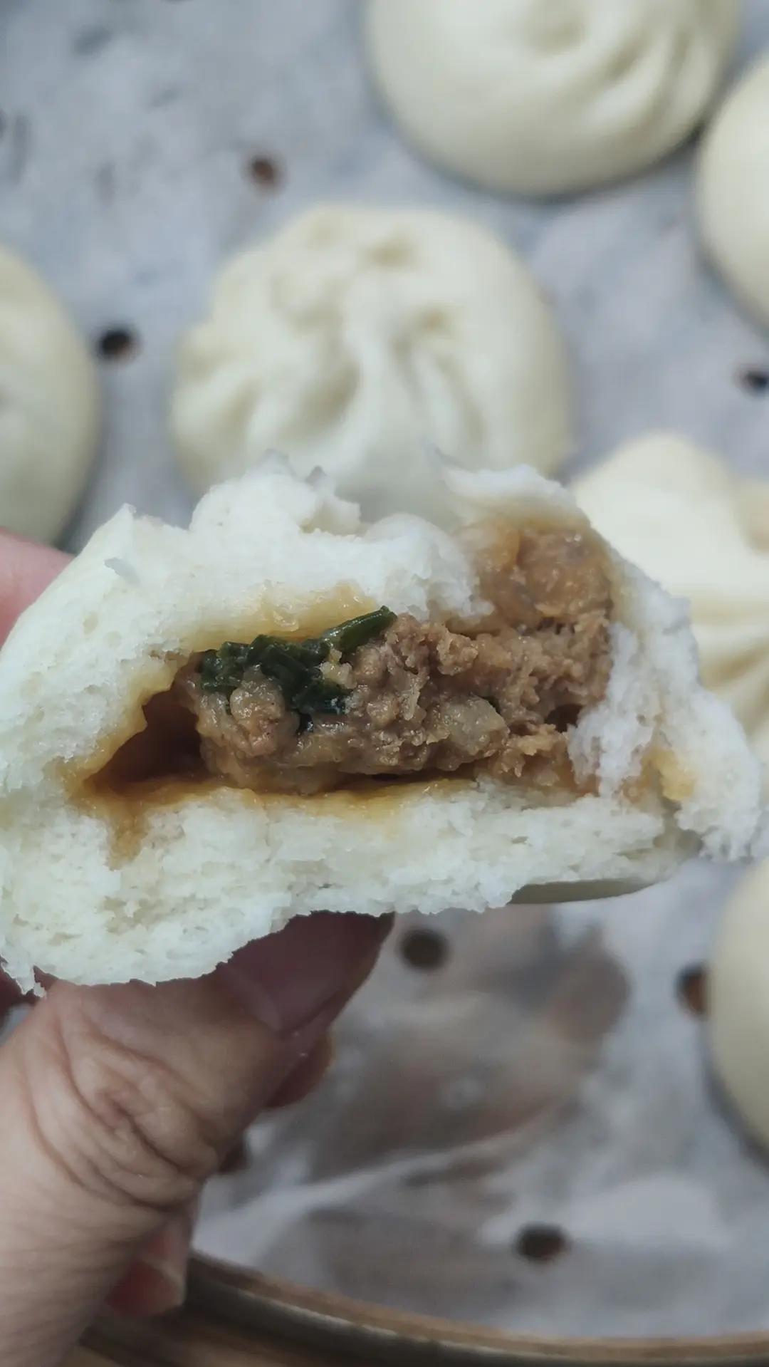 酱肉包