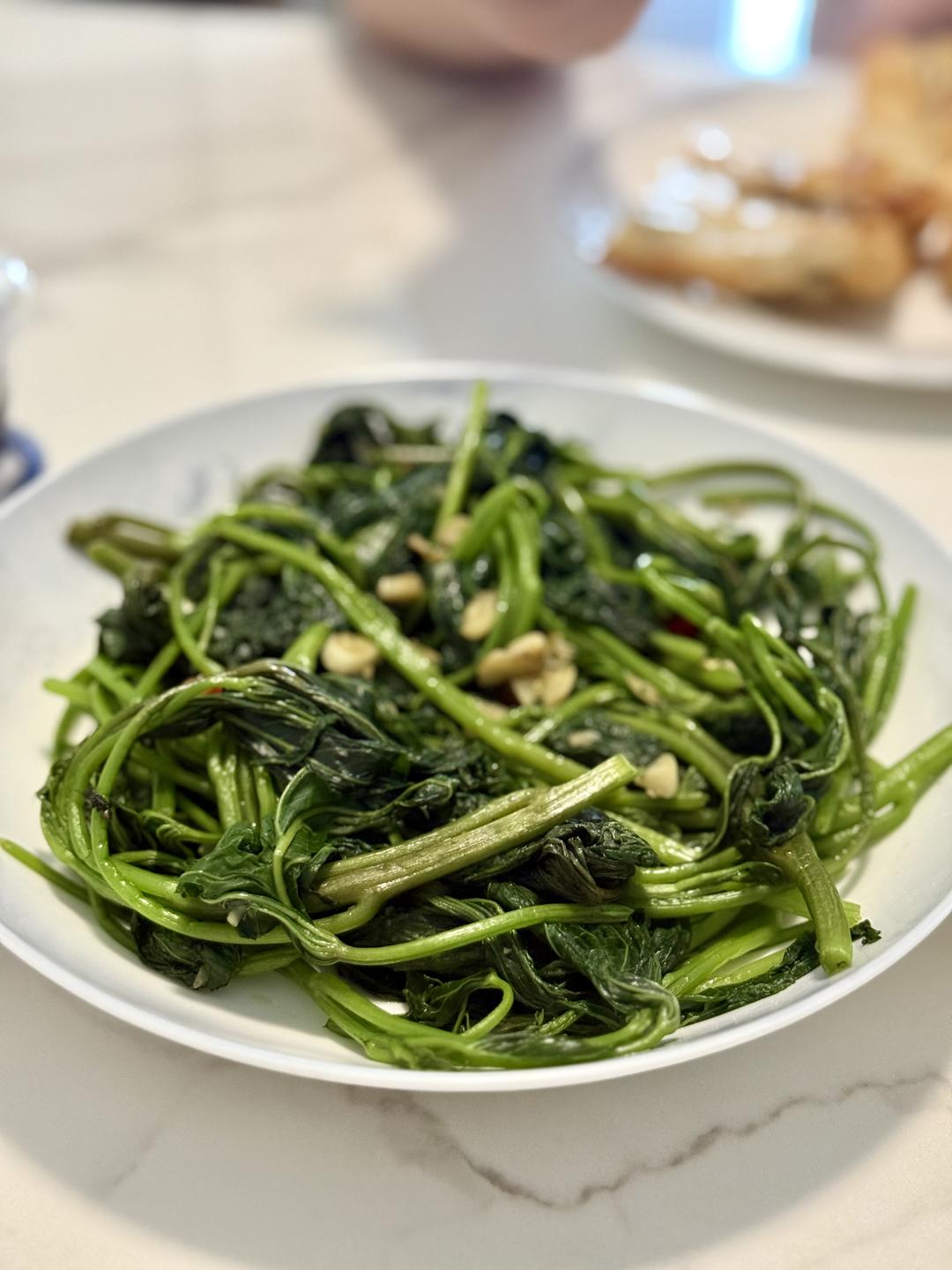 💥蒜蓉炒红薯叶