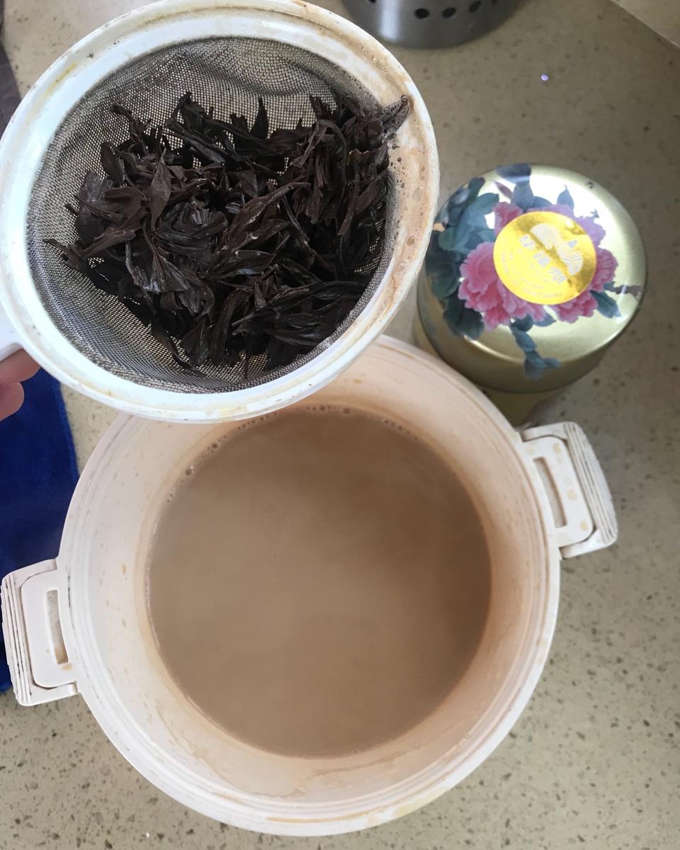 红茶纯牛奶奶茶（家庭做法）