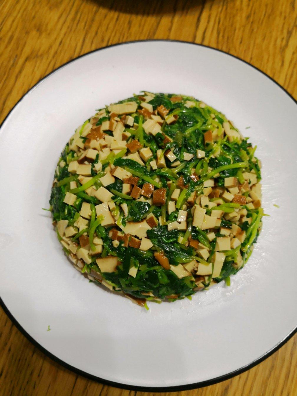 凉拌香干马兰头