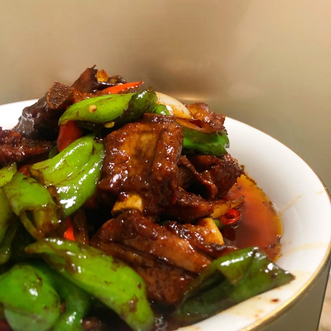 香辣光盘 —— 秘制红烧排骨🍖👇🏻
