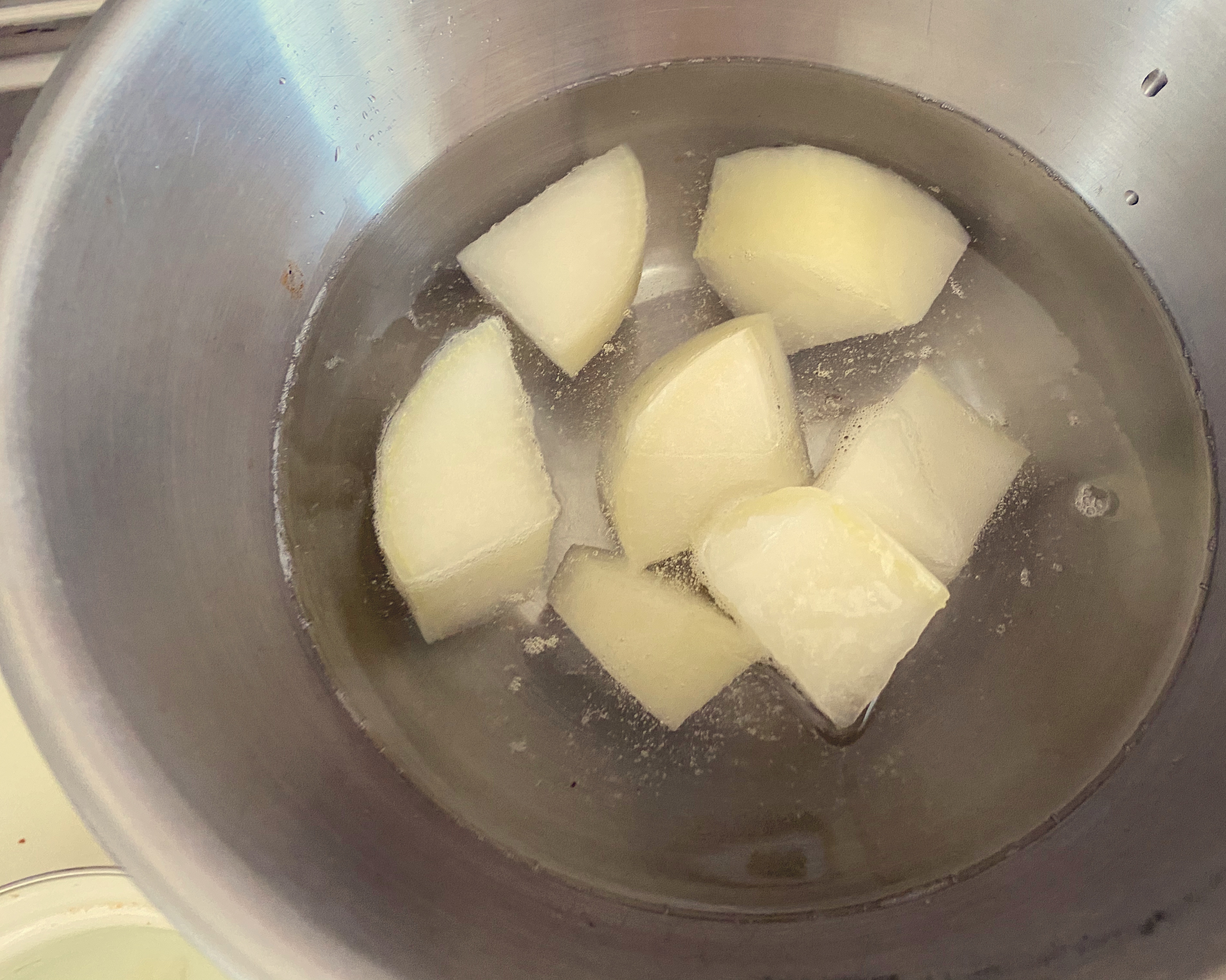 养生白萝卜排骨汤～的做法 步骤1