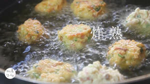 视频｜松茸豆腐丸子｜牛佤松茸食谱的做法 步骤6