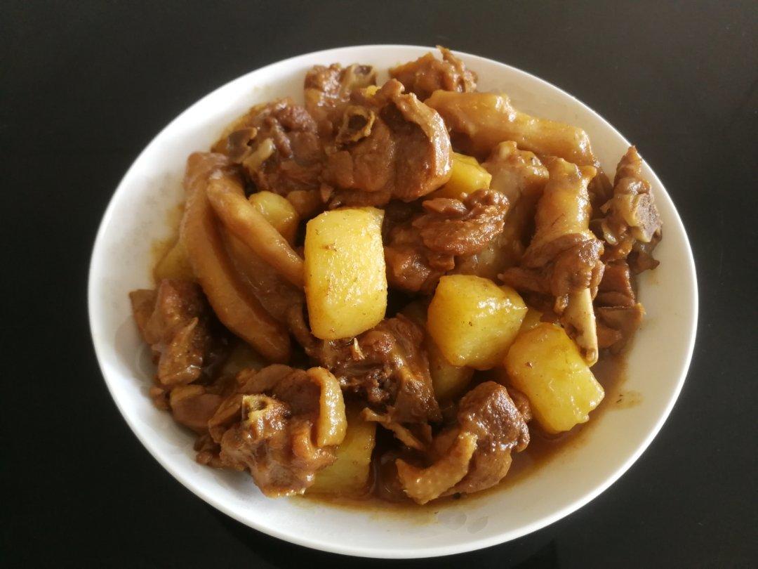 土豆焖鸭