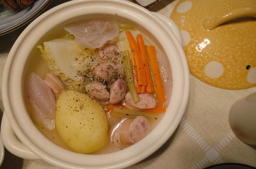 「问题餐厅」鲜甜蔬菜汤・ポトフ