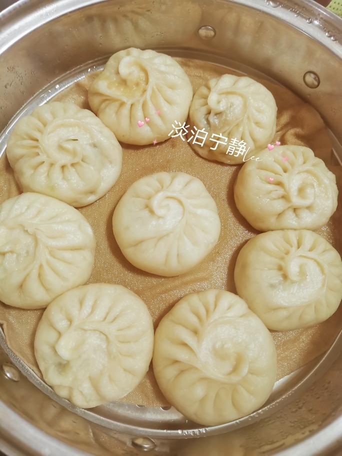 茴香肉包子的做法