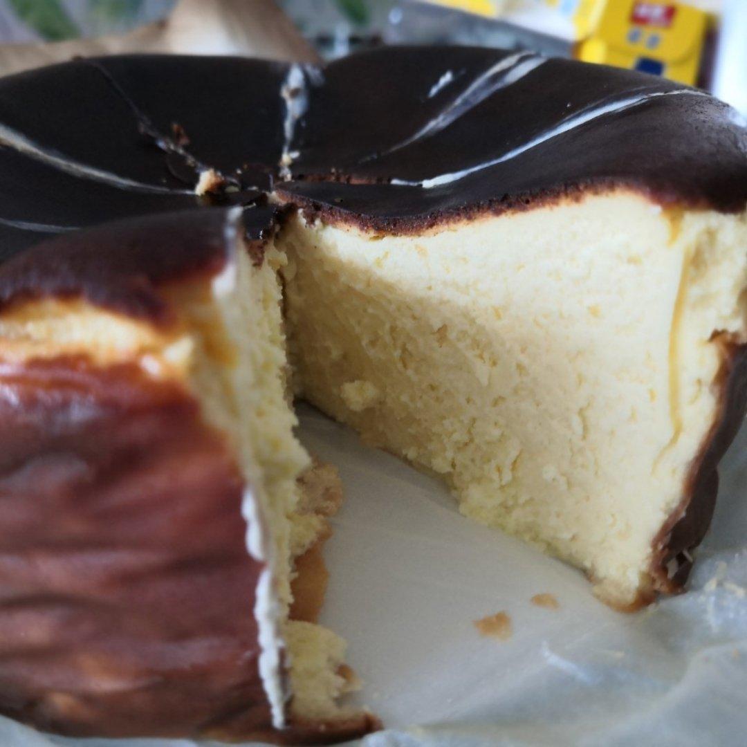 巴斯克芝士蛋糕–from @yuka_cm_cafe