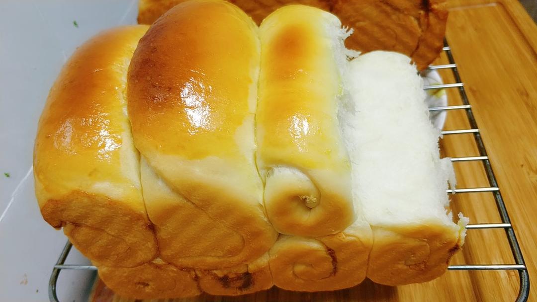 椰蓉手撕吐司
