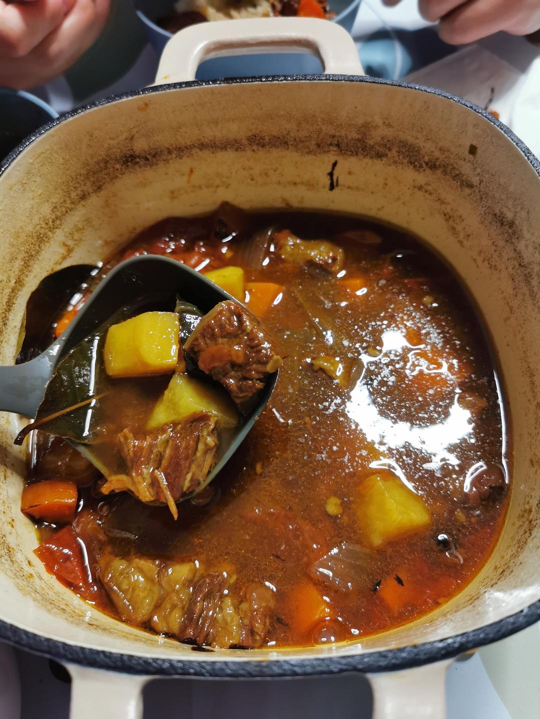 番茄土豆炖牛腩
