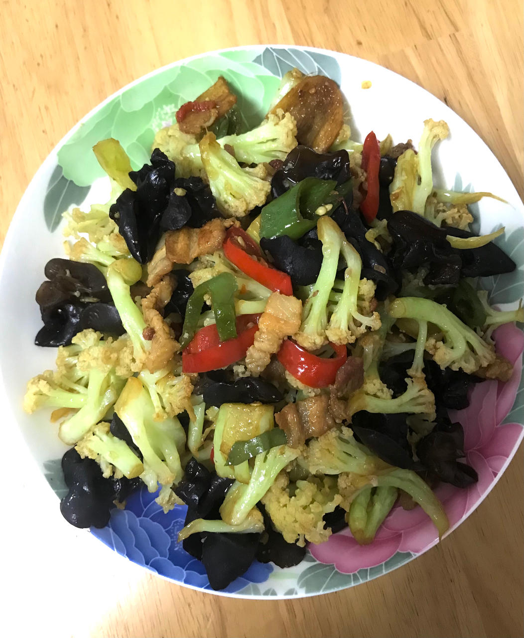 每次下馆子必点的脆脆的干锅花菜🙋
