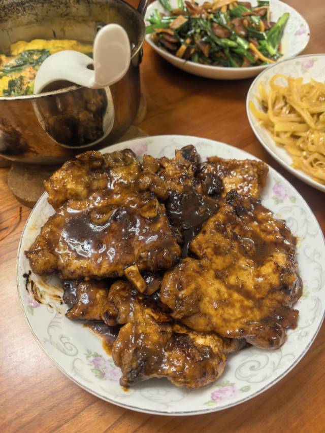 老上海味道-- 不柴鲜嫩的红烧大排