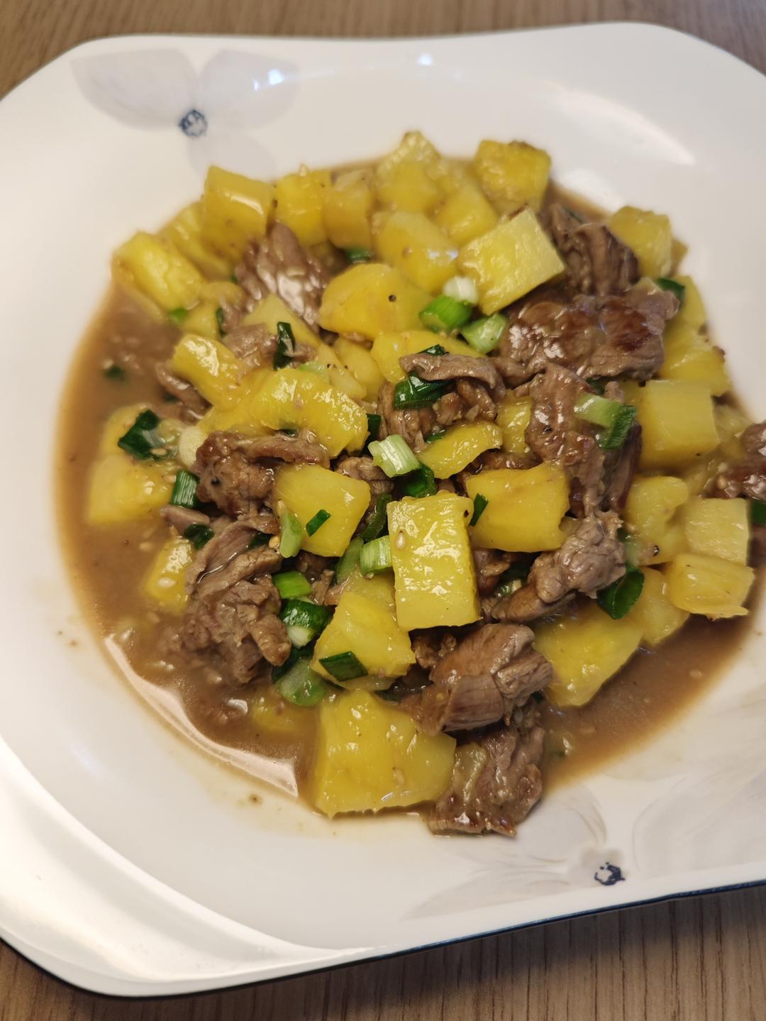 特开胃牛肉炒菠萝