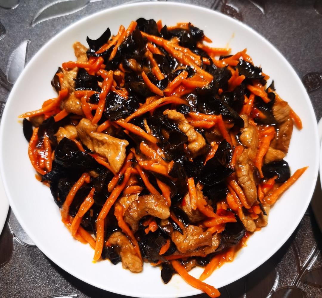 超好吃的鱼香肉丝（做法相当简单，一看就会）