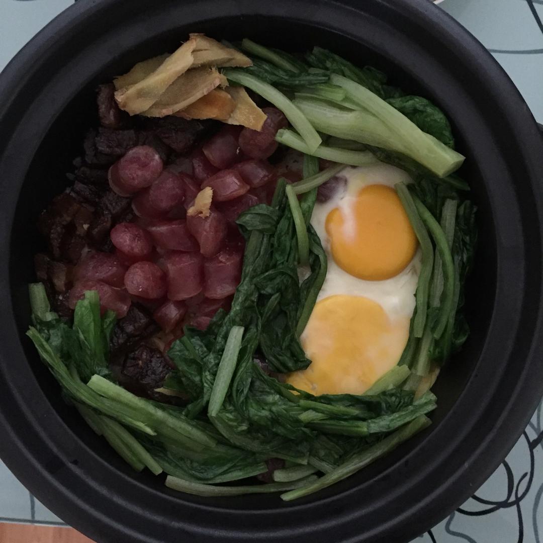 香肠煲仔饭