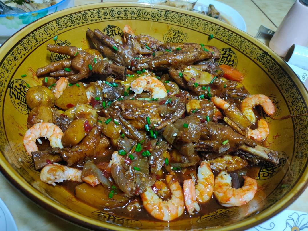 超入味的鸡爪煲，吃过就忘不了