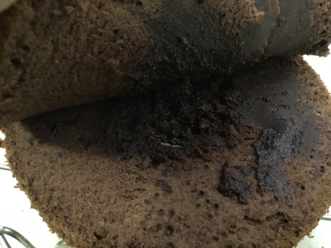 这是我最喜欢的一道巧克力海绵蛋糕