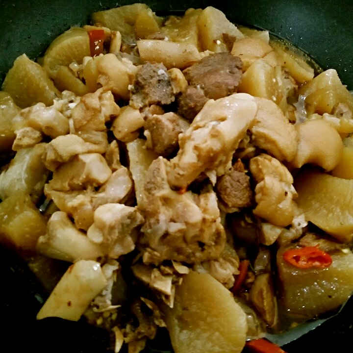 美味的家常菜：红烧猪蹄