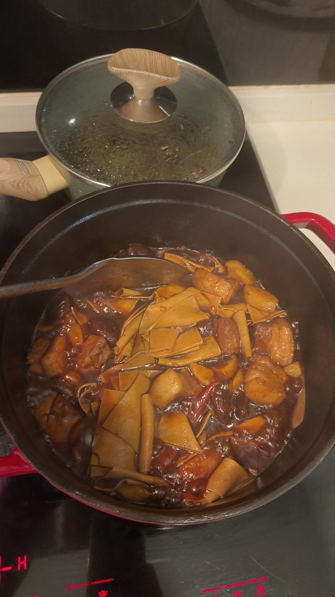 不焯水不放油的家常红烧肉