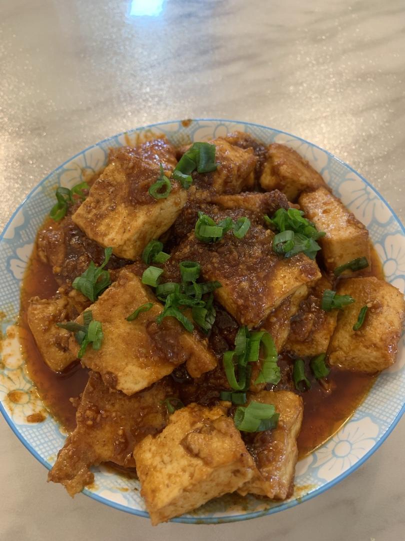 铁板烧烤风味的香辣煎豆腐