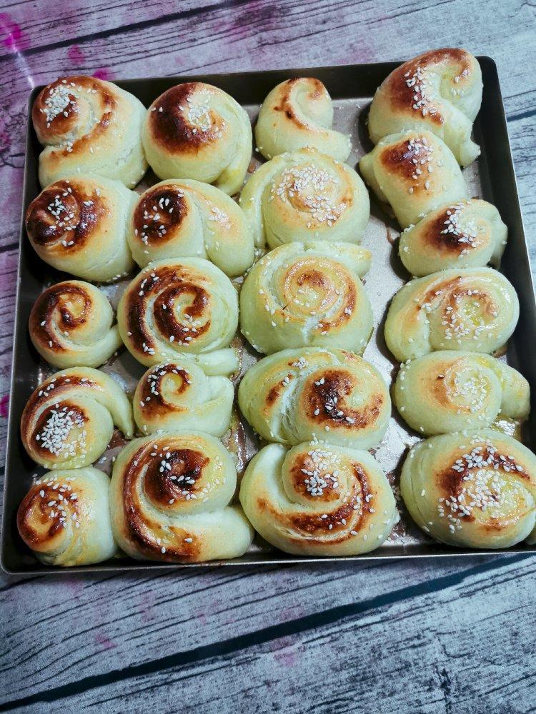 脆底蜂蜜小面包