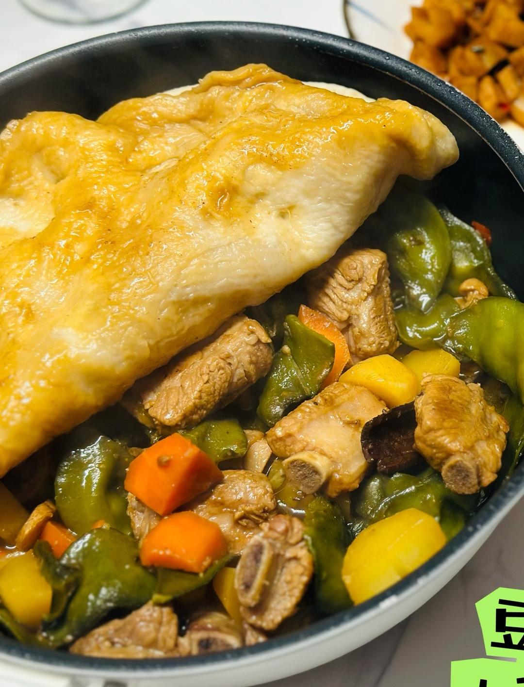 小猪盖被(铁锅炖排骨)