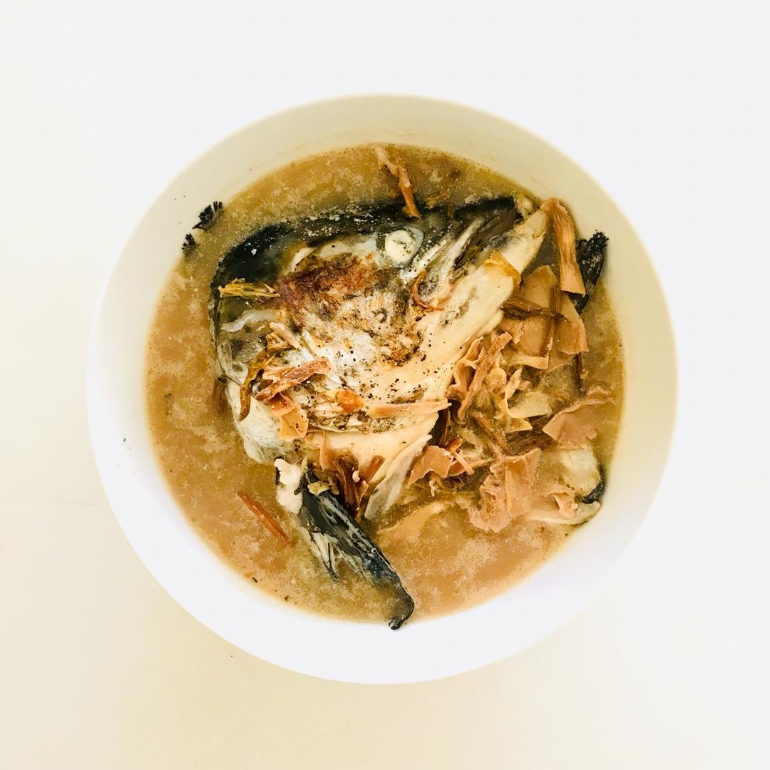 香煎三文鱼头