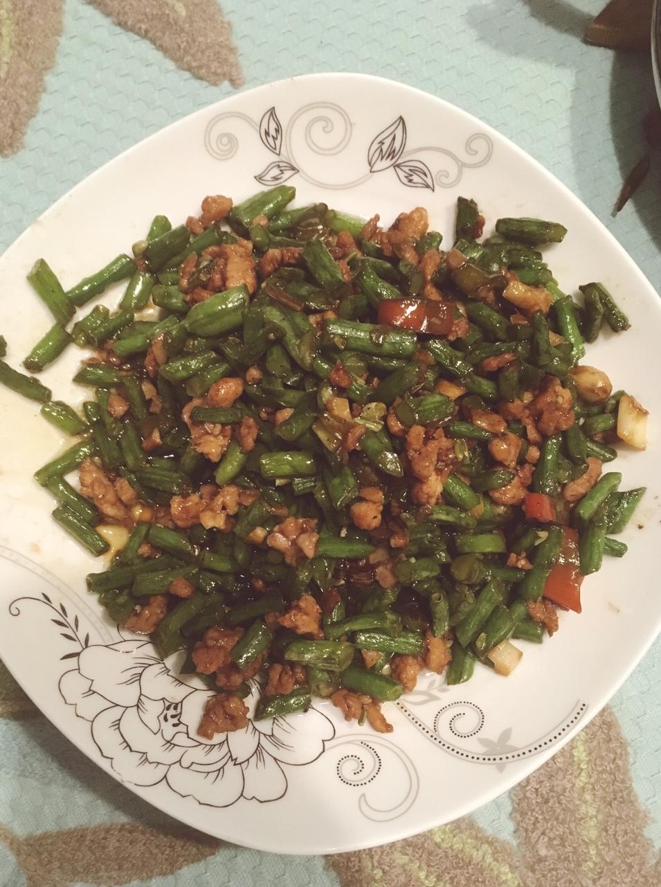 肉沫豆角下饭菜