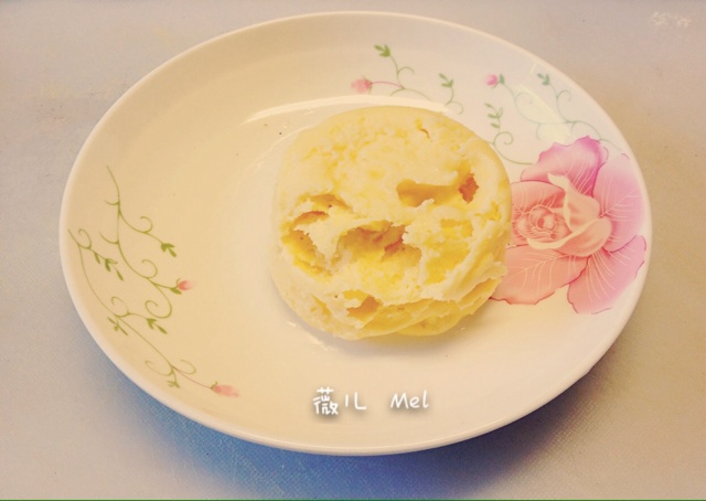 懒人食|1分钟微波炉柠檬酸奶小蛋糕（无油低脂版）