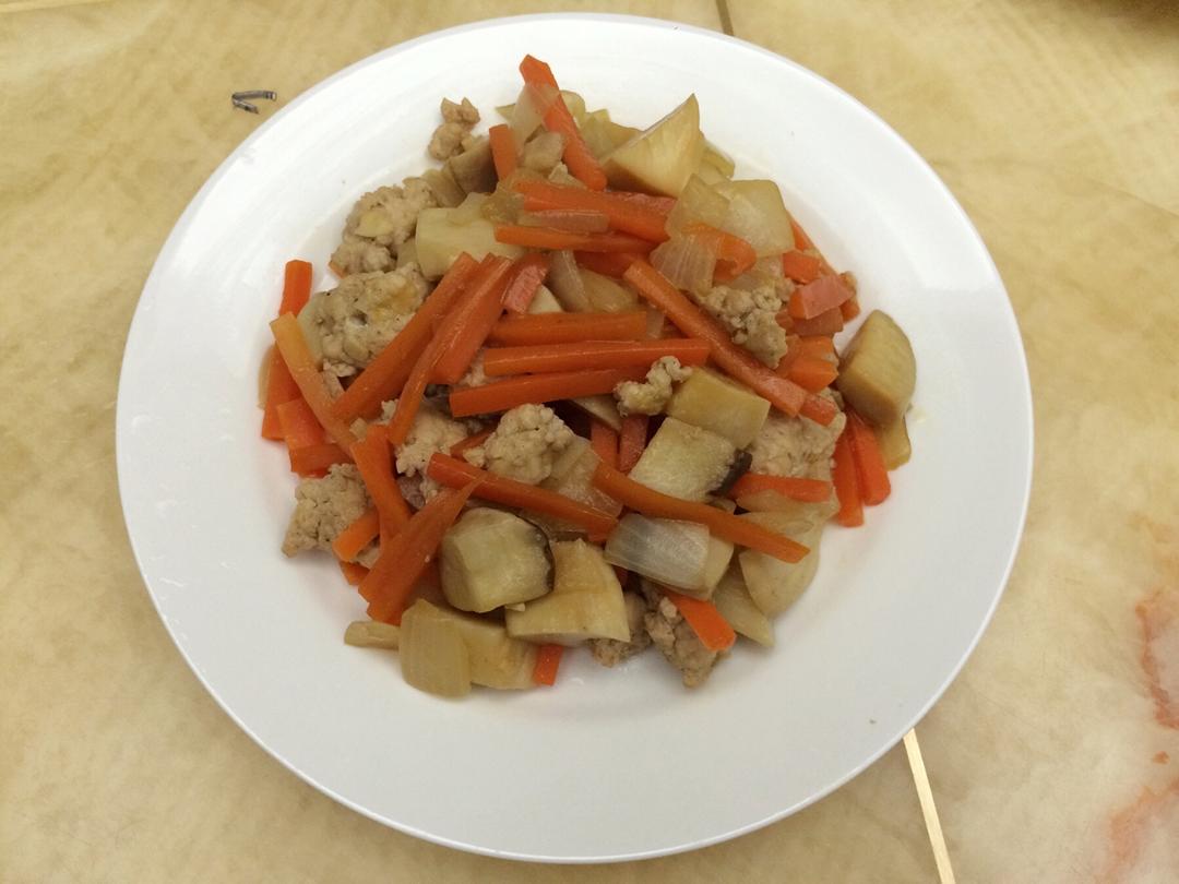 洋葱遇到杏鲍菇