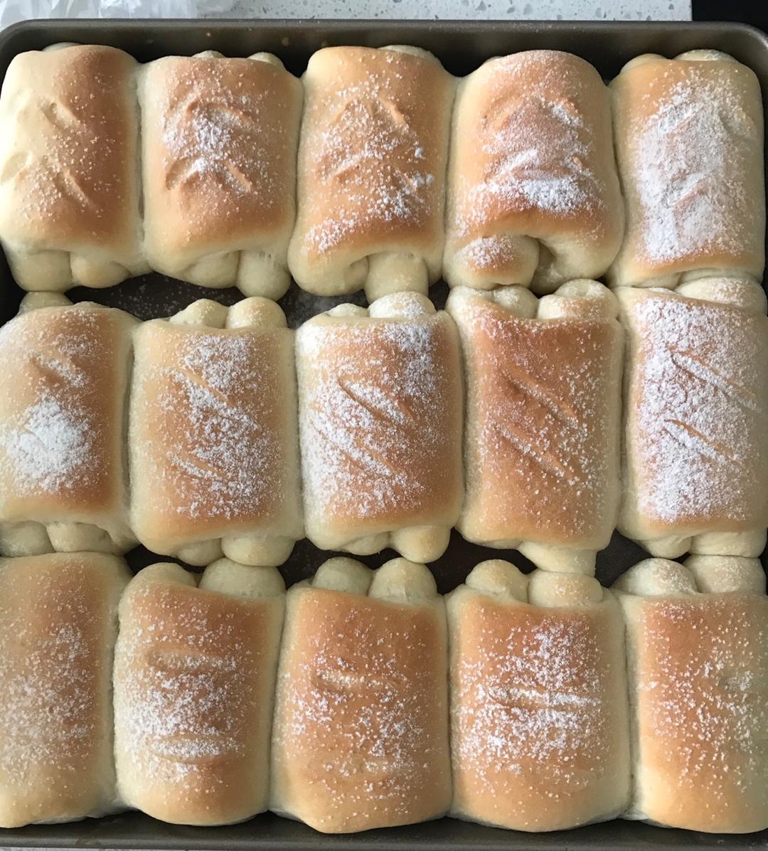 软到不知所措的牛奶卷