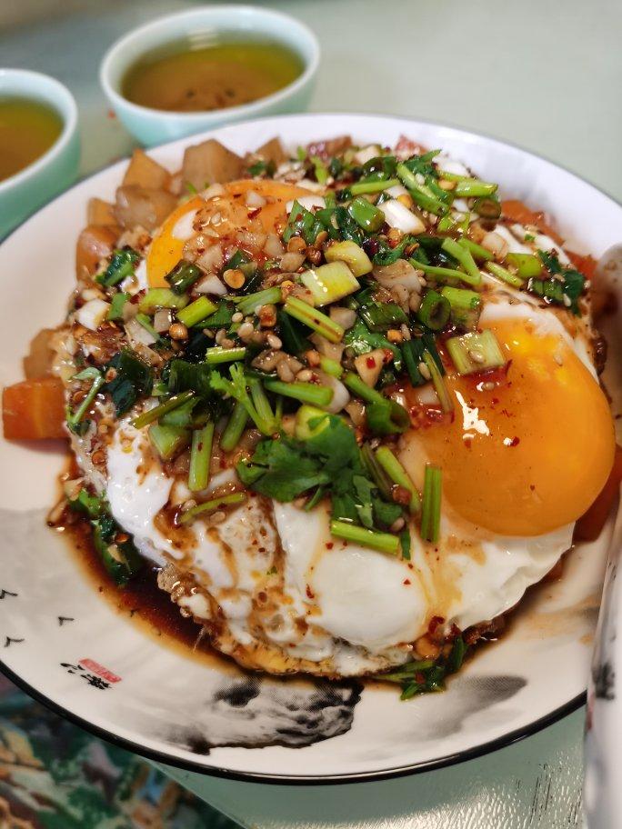 东北老式拌饭，鸡蛋拌饭