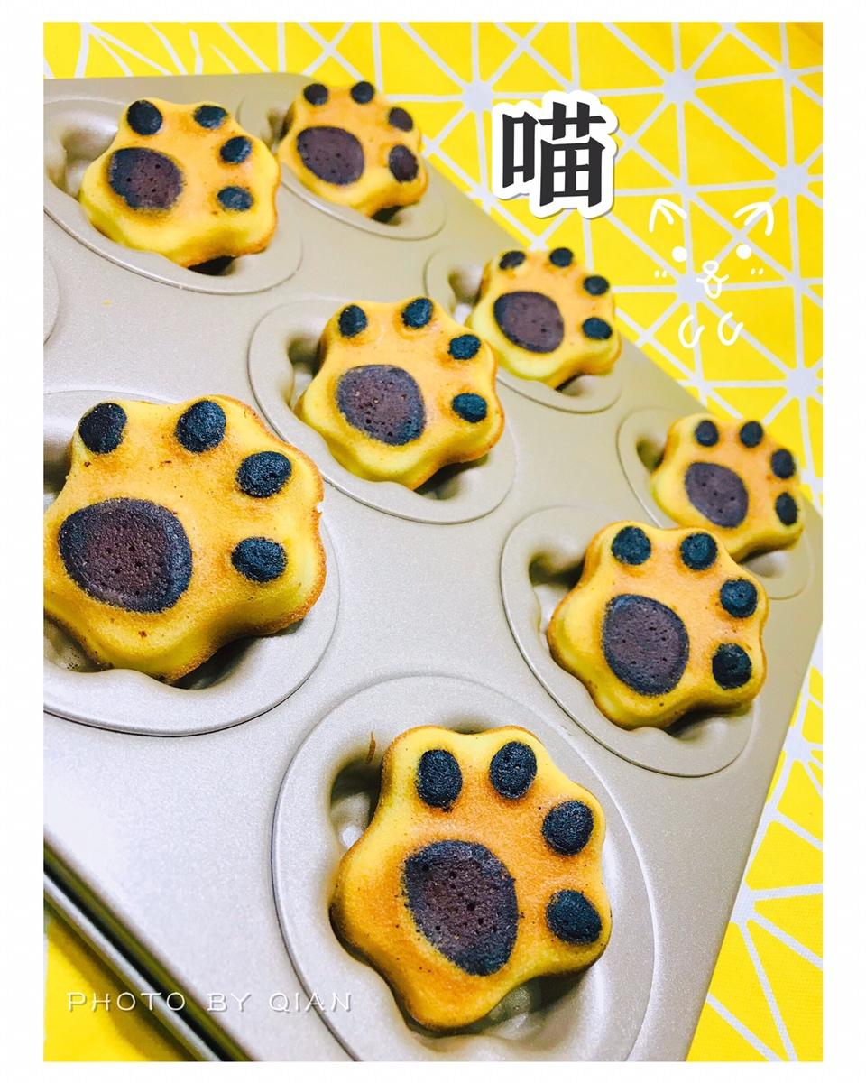 萌翻众人的超cute猫爪蛋糕