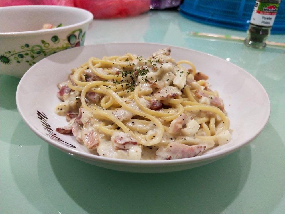 超正宗的奶油培根意面🍝学会可以拿去开店❗️