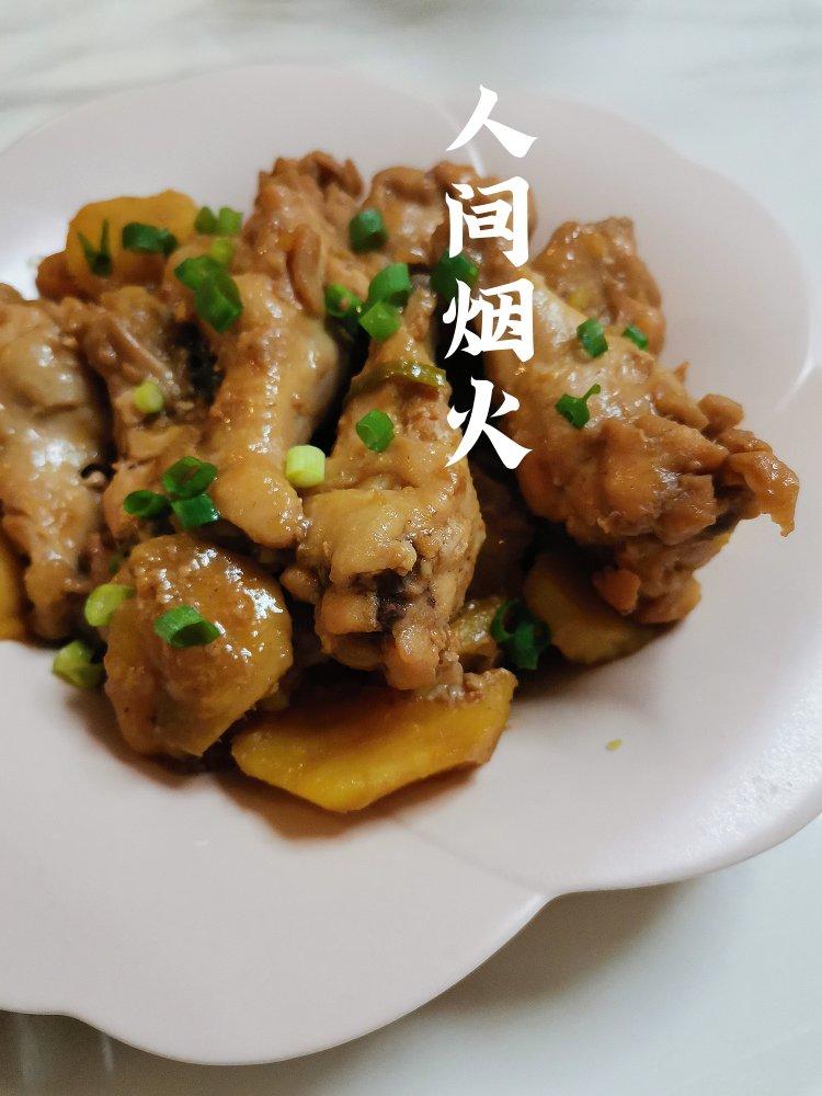 大口吃肉连吃三个-电饭煲烤鸡腿